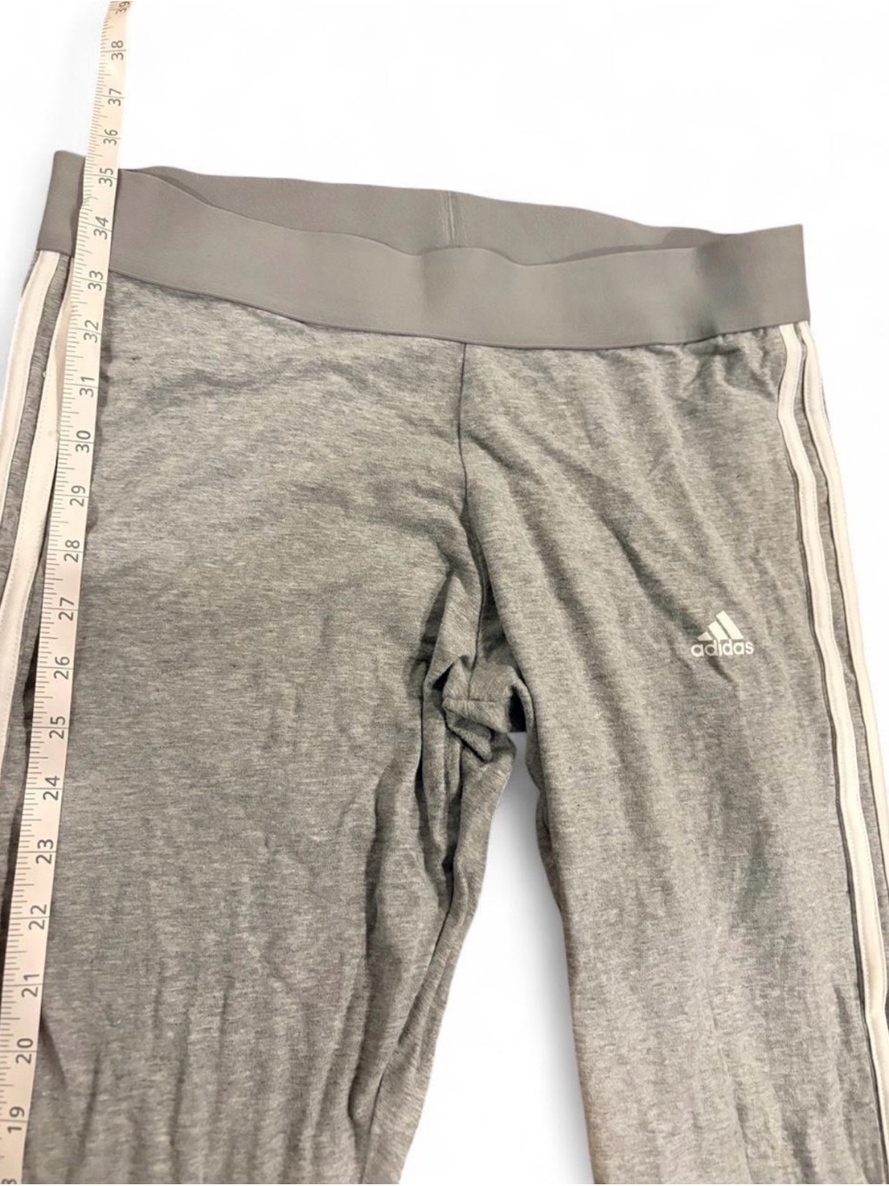 Adidas Women’s L Essentials 3-Stripes Jersey Pants Gray White Athletic Jogger